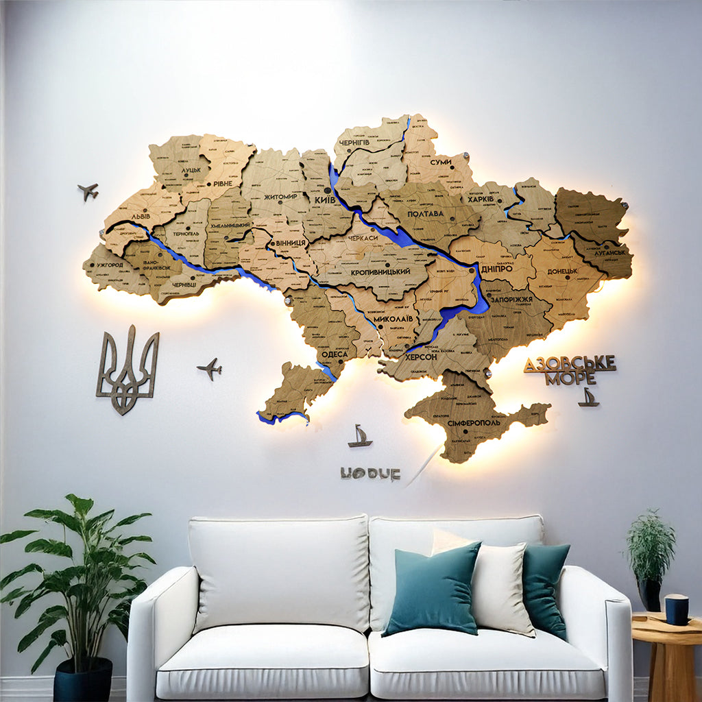 Деталізована карта України з підсвіткою річок та по контуру колір Light tree