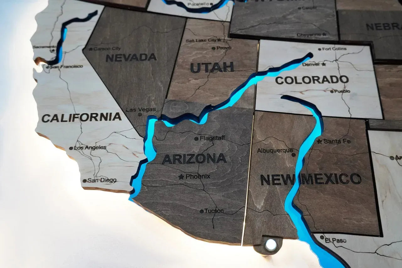 Карта США на акрилі, з дорогами та підсвіткою річок та по контуру, колір Wander