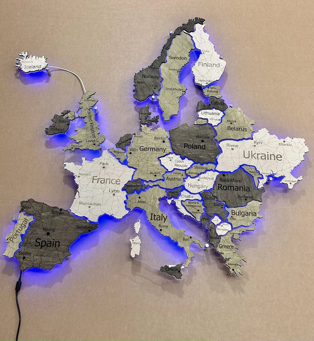 Карта Європи на акрилі з підсвіткою RGB між країнами колір Verde