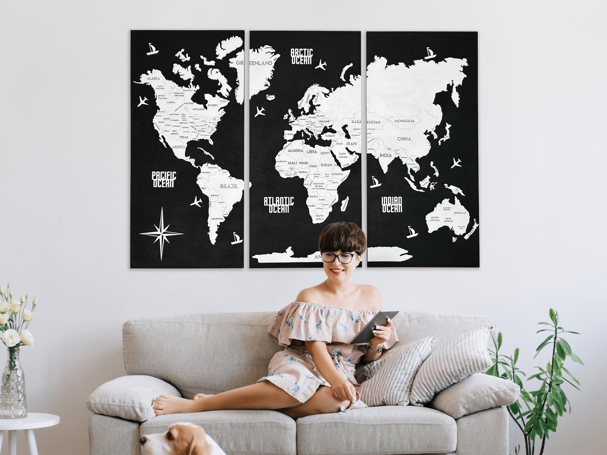 Панно карта світу триптих Black&White