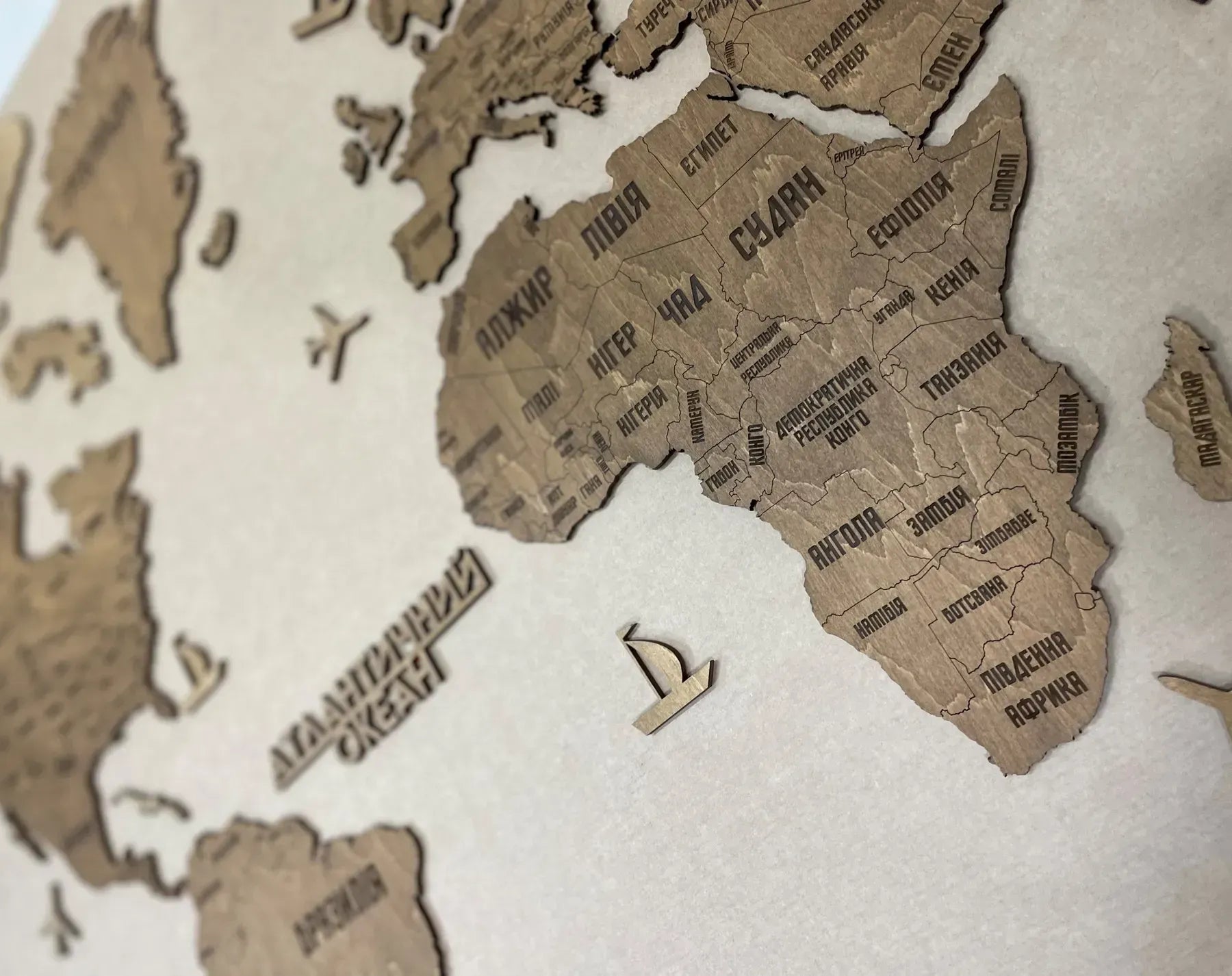 Одношарова карта світу колір Venge 1