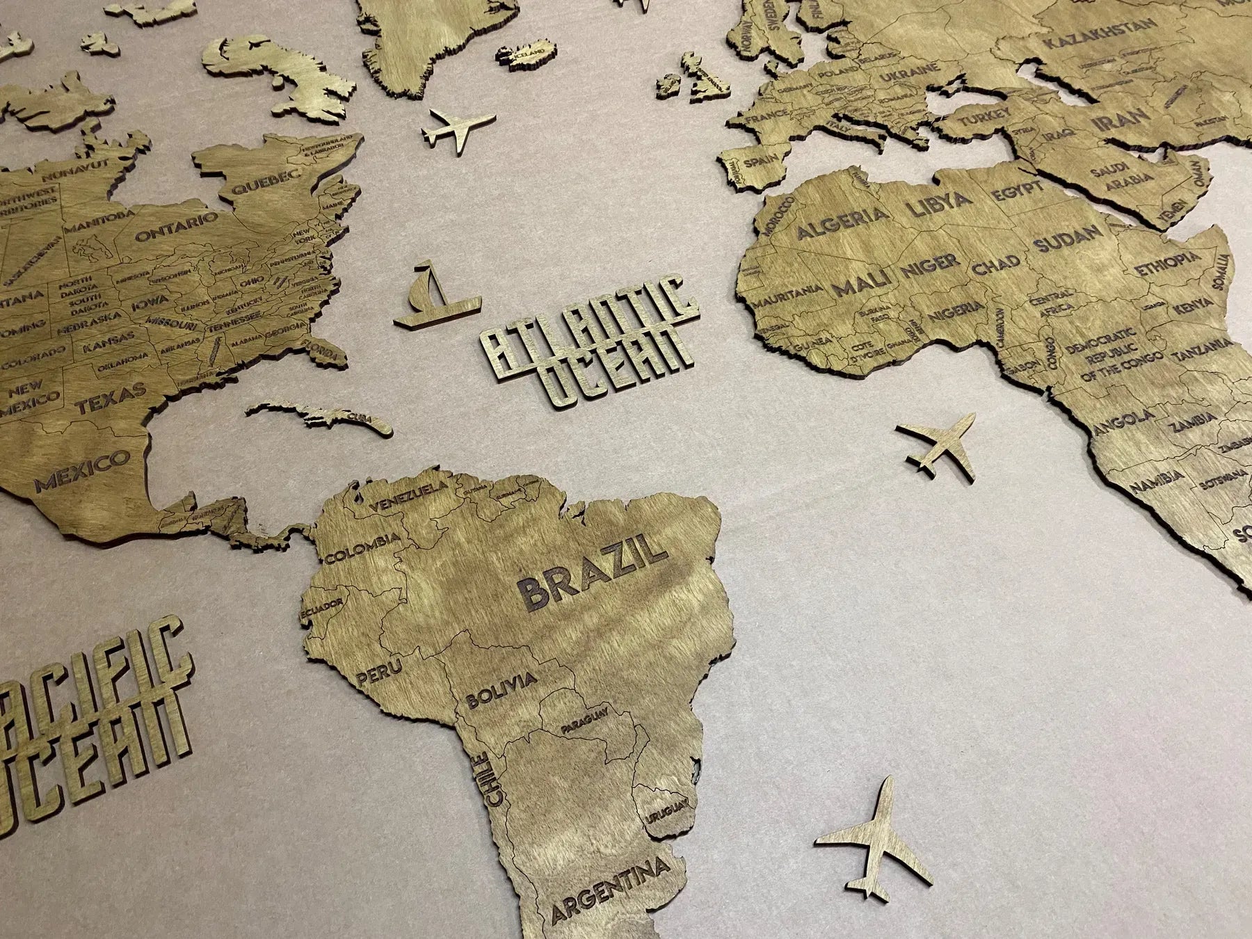 Одношарова карта світу колір Nut 3