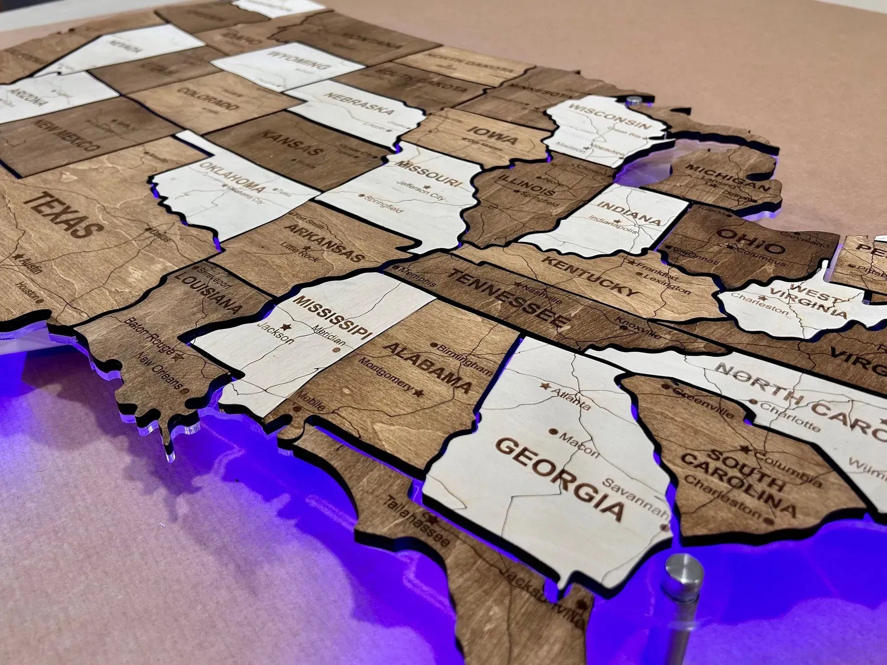 Карта США з дорогами на акрилі з підсвіткою RGB між штатами колір Terra