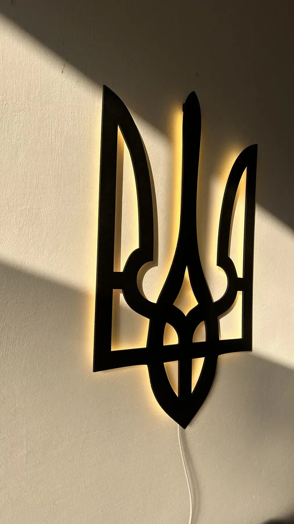 Герб України з підсвіткою 75х45