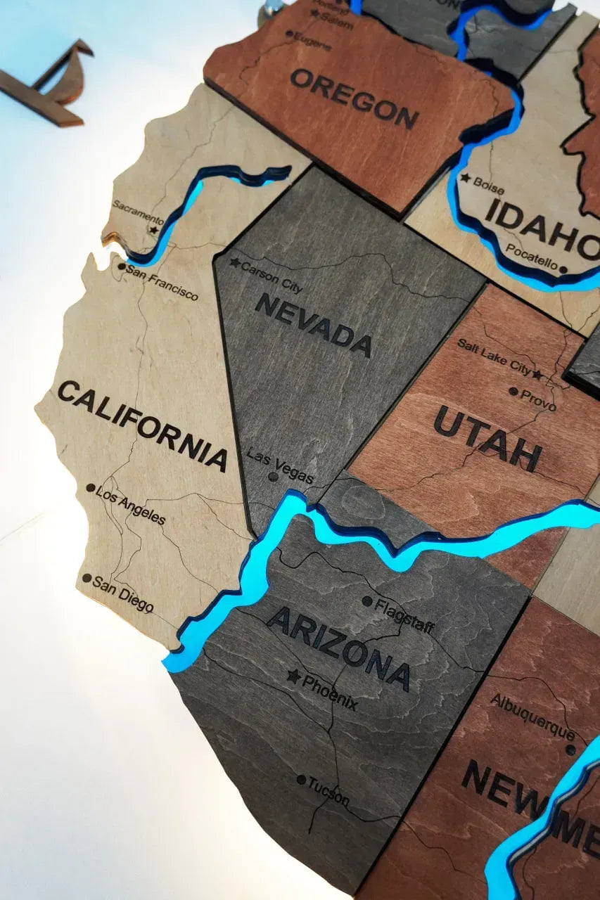 Карта США на акрилі, з дорогами та підсвіткою річок та по контуру, колір Warm