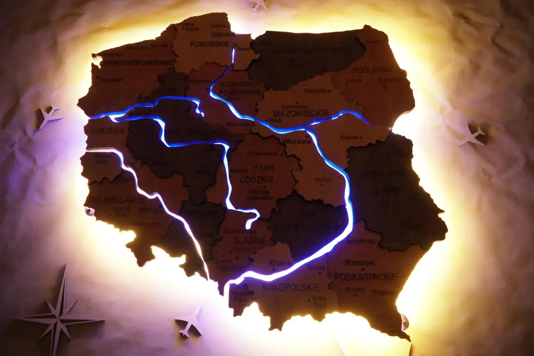 Дерев'яна багатошарова карта Польщі з підсвіткою річок та контуру, колір Warm