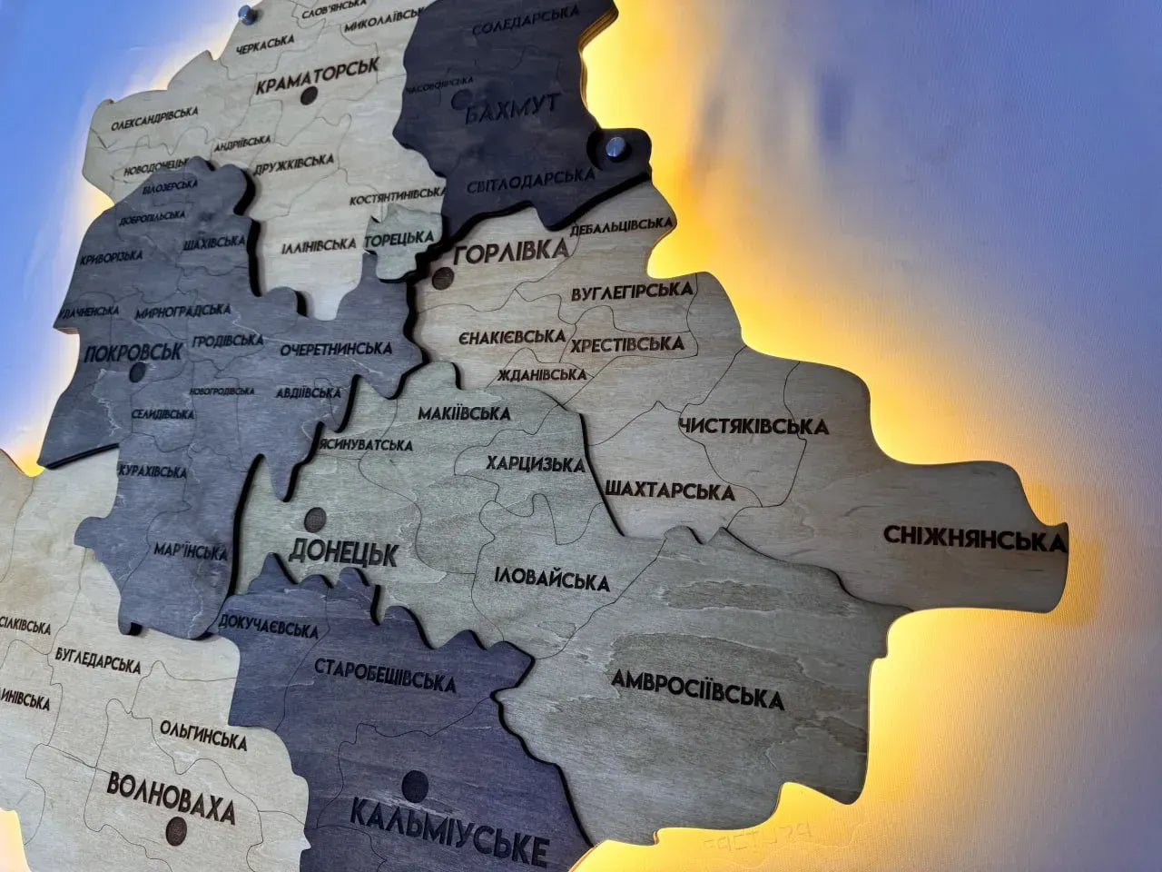 Багатошарова карта Донецької області, з підсвіткою по контуру, колір Elis