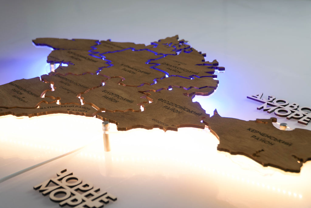 Карта АР Крим на акрилі, з підсвіткою між районами