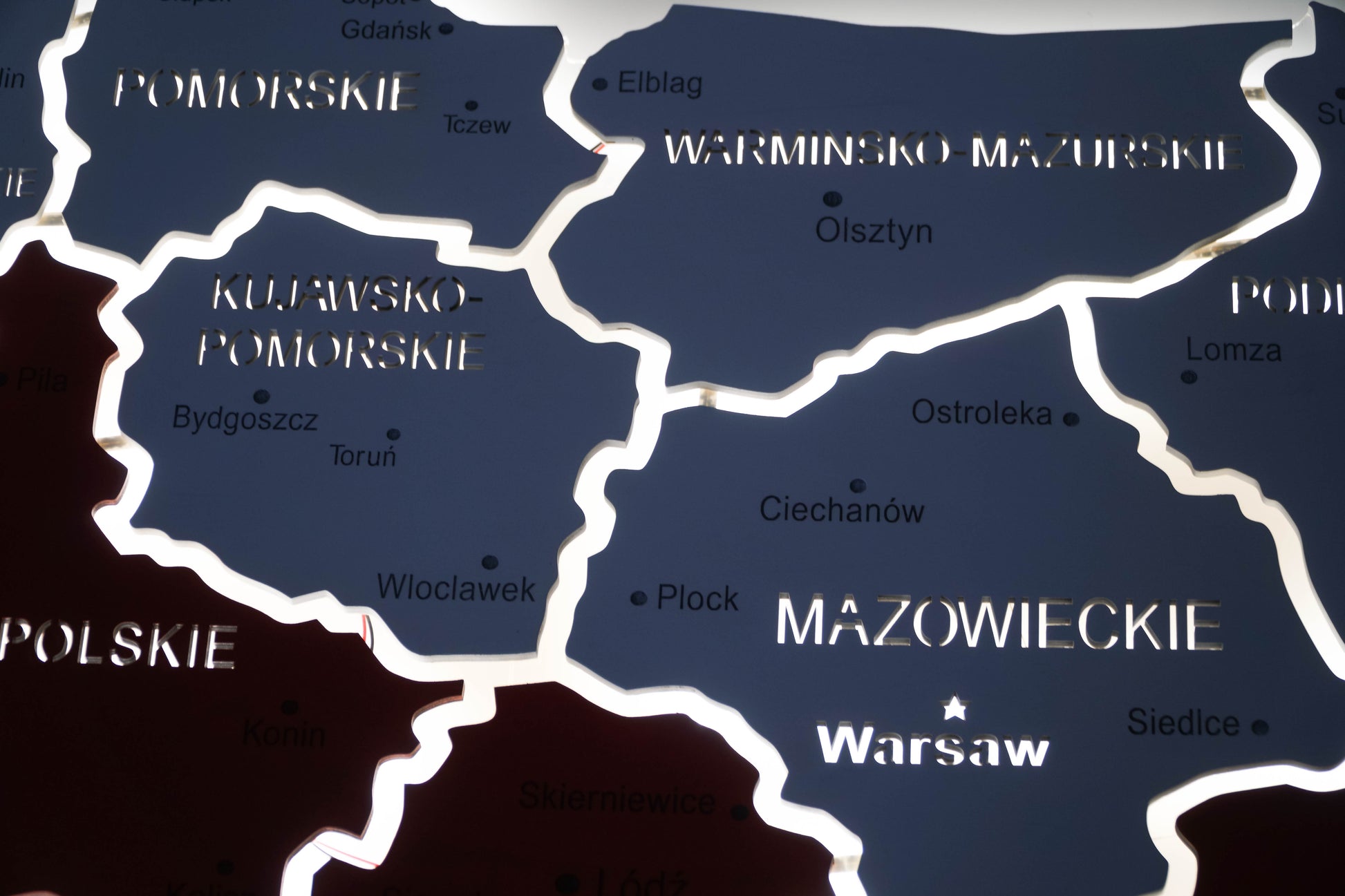 Карта Польщі на акрилі з підсвіткою між областями колір Flag