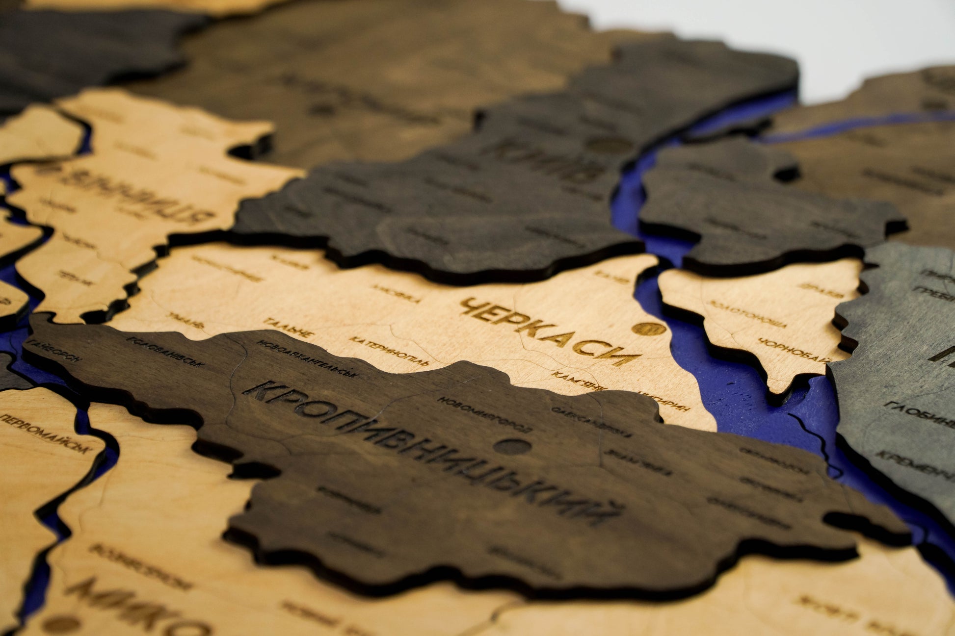 Деталізована карта України багатошарова 3D з річками колір Brut