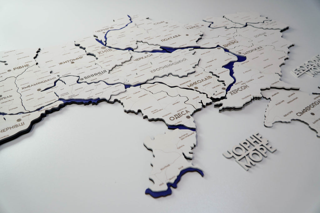 Деталізована карта України багатошарова 3D з річками колір White