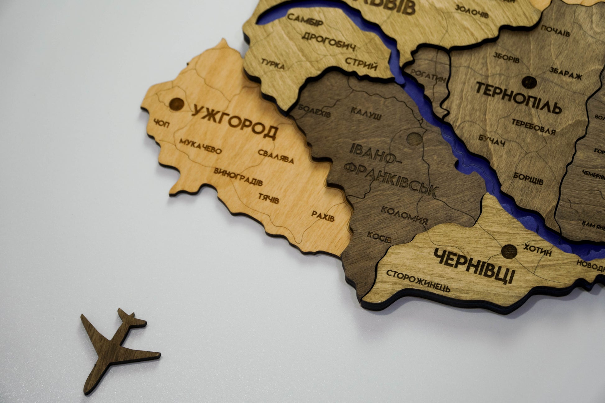 Деталізована карта України багатошарова 3D з річками колір Elis