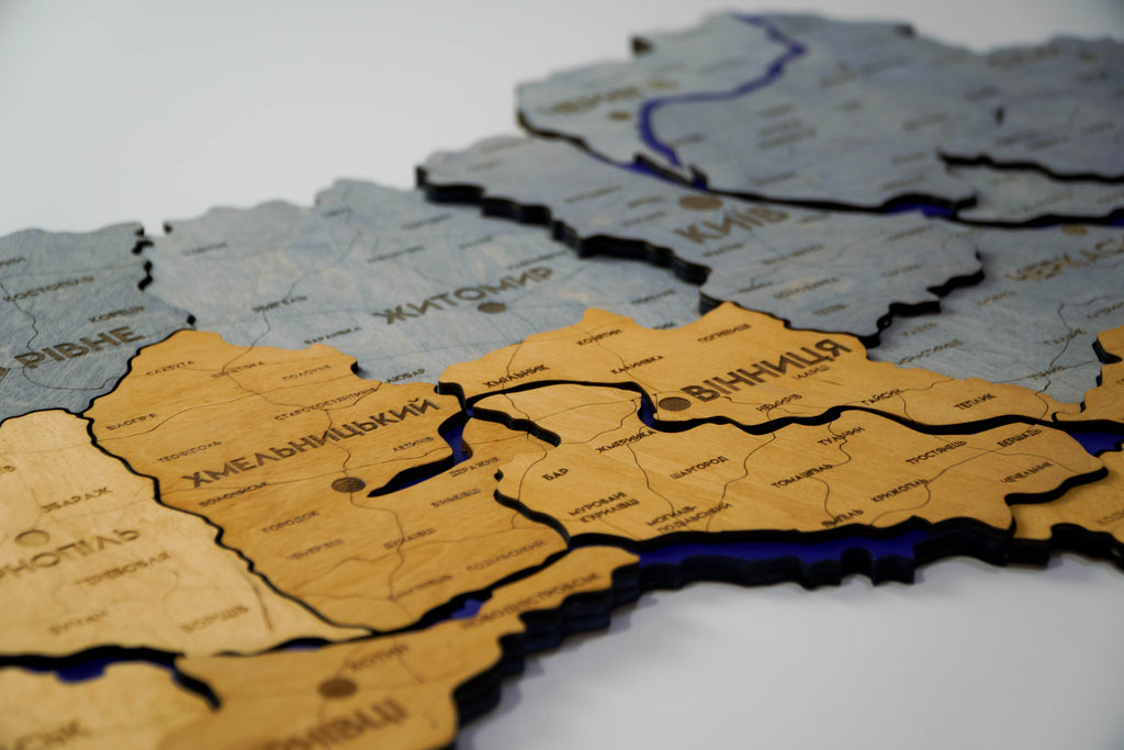 Деталізована карта України багатошарова 3D з річками колір Flag