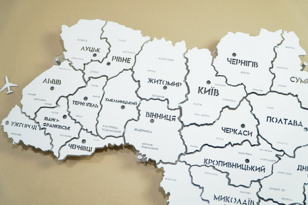 Карта України на акрилі з підсвіткою між областями колір White