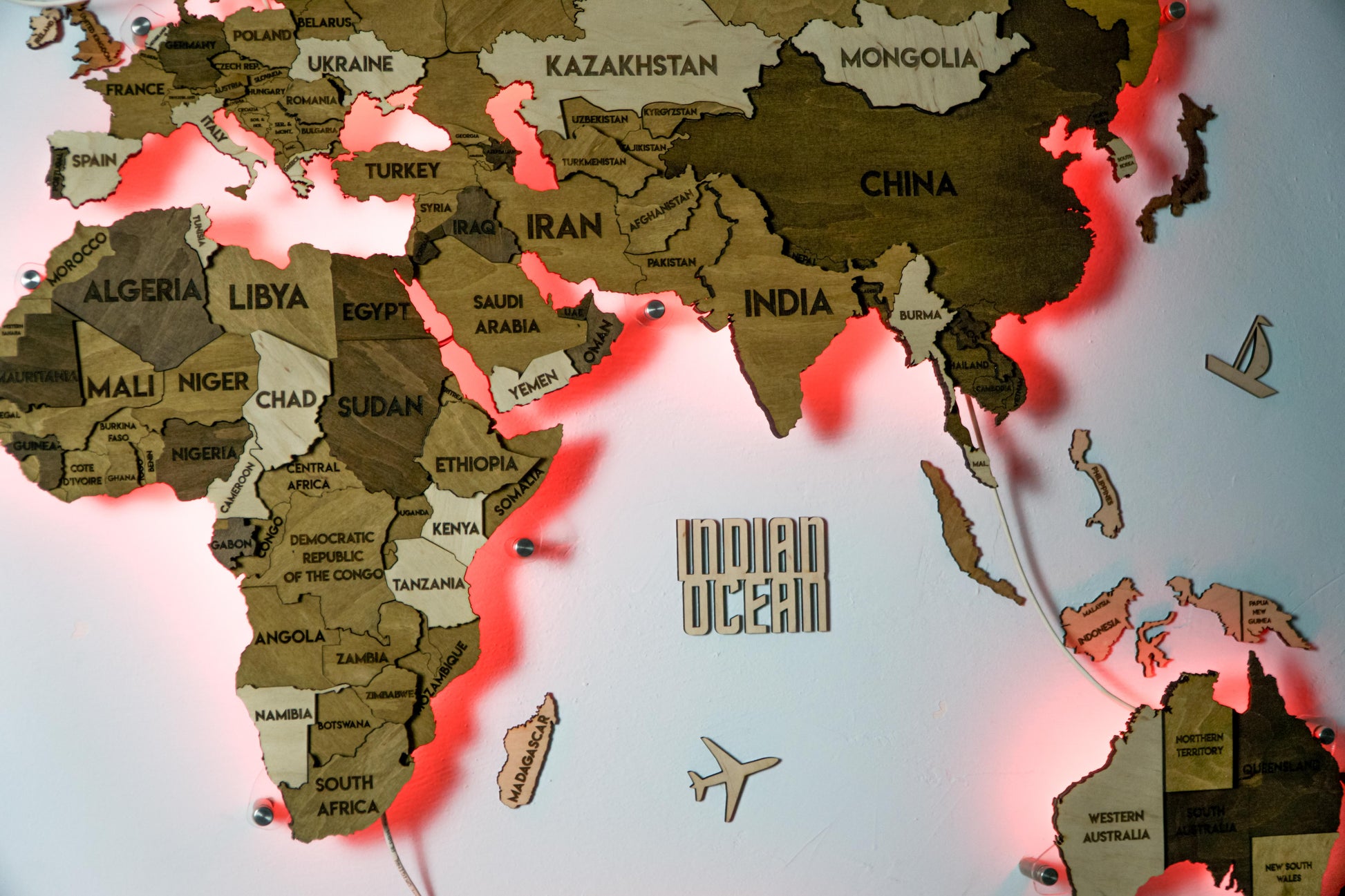 Багатошарова карта світу з підсвіткою RGB колір Terra