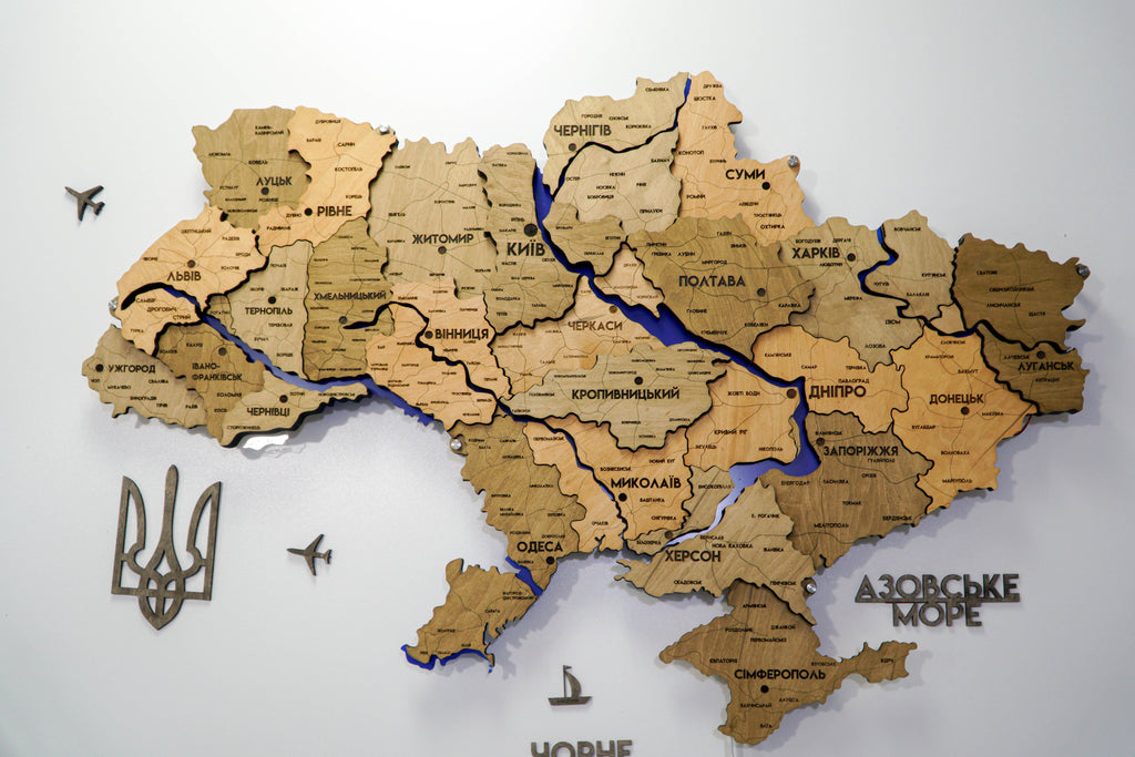 Деталізована карта України з підсвіткою річок та по контуру колір Light tree