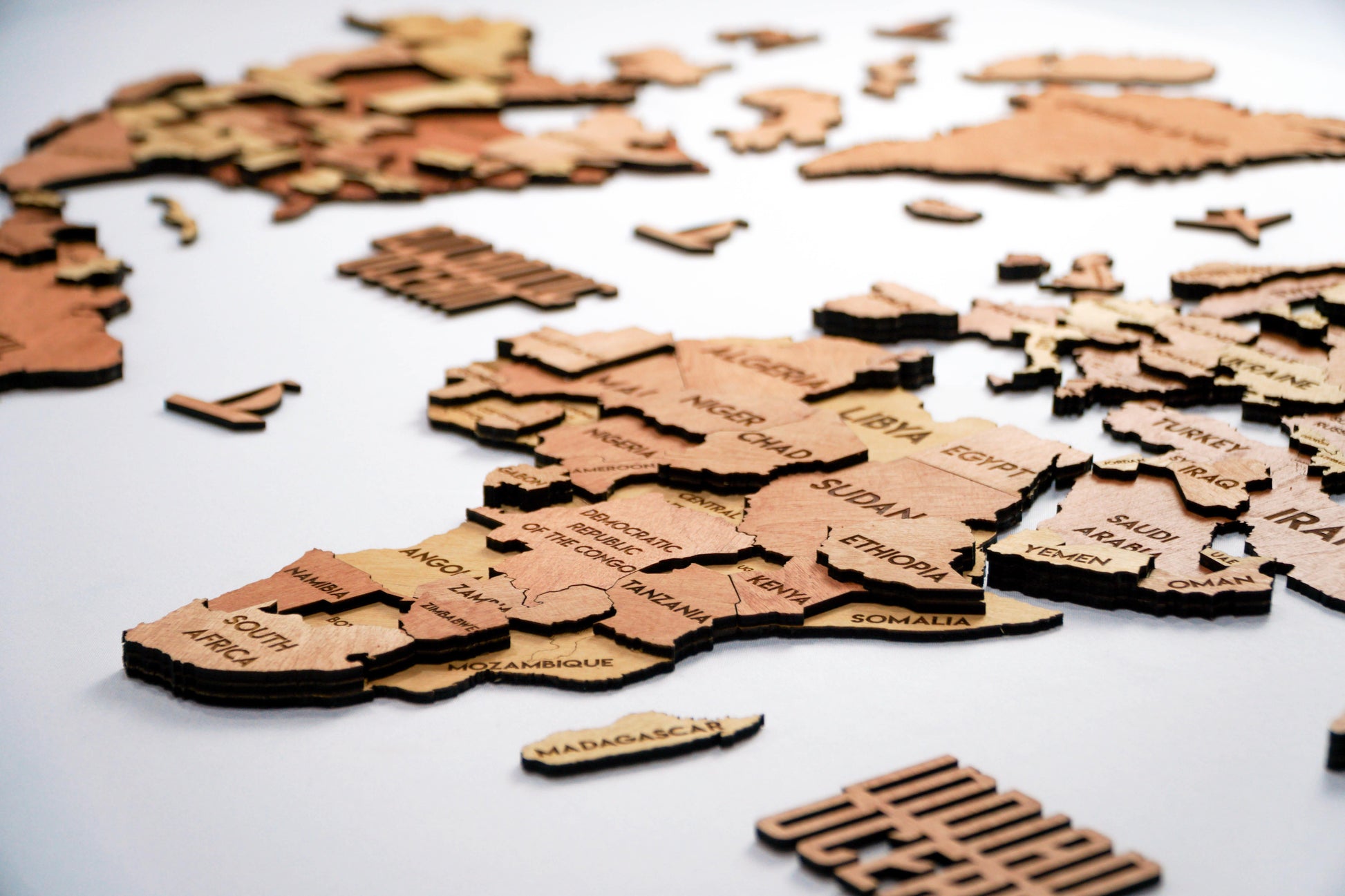 Багатошарова карта світу колір Sunrise