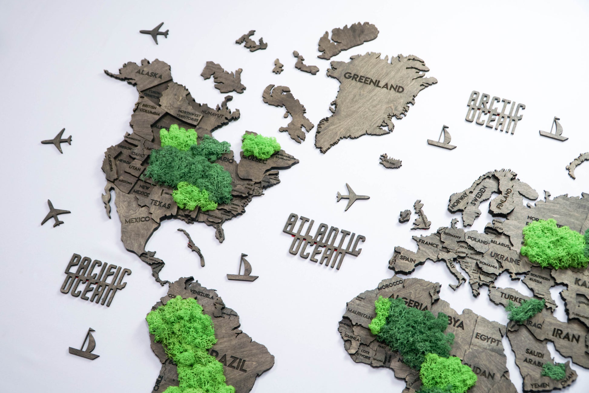 Багатошарова карта світу колір Dark Moss