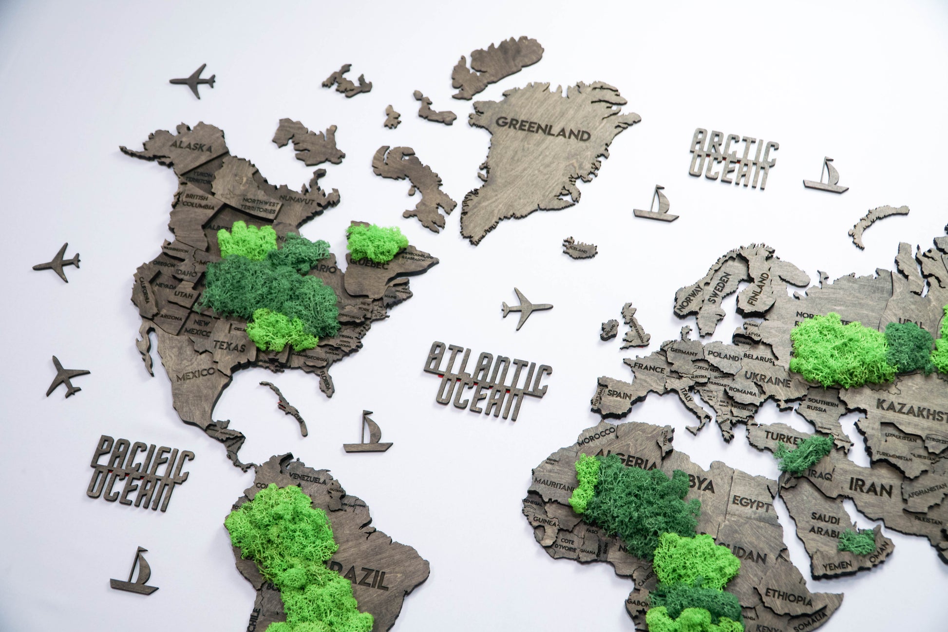 Багатошарова карта світу колір Dark Moss