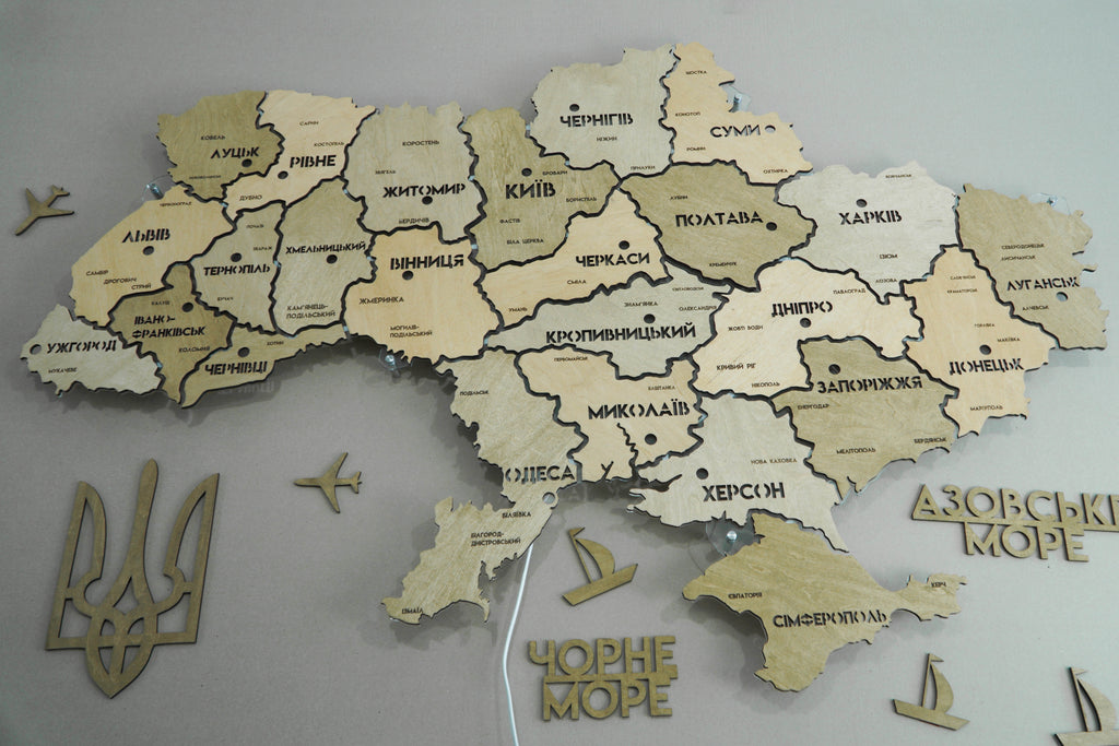 Карта України на акрилі з підсвіткою між областями колір Light Tree