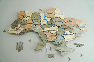 Карта України на акрилі з фарбованими річками та підсвіткою між областями, колір Warm