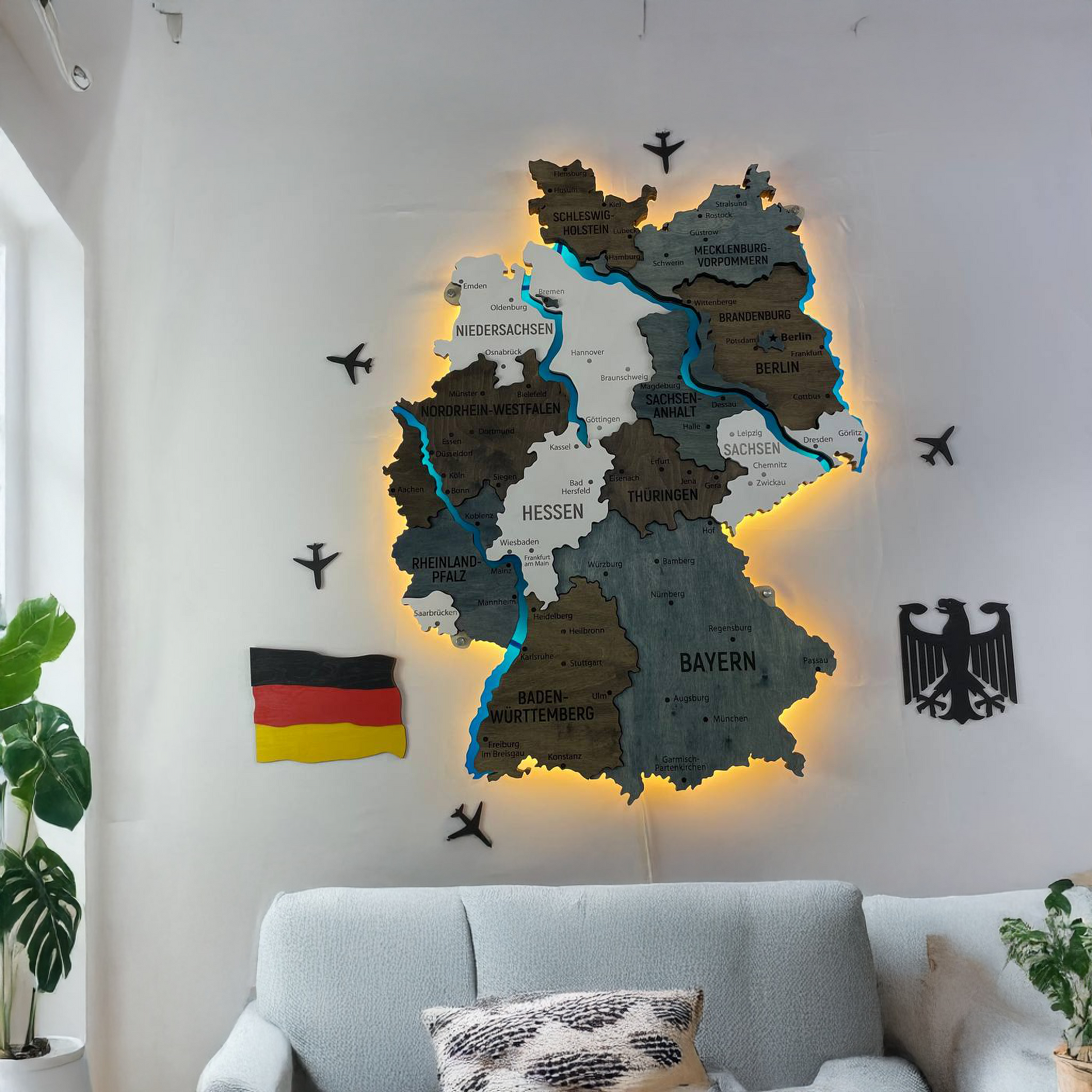 Багатошарова карта Німеччини з підсвіткою річок колір Loft