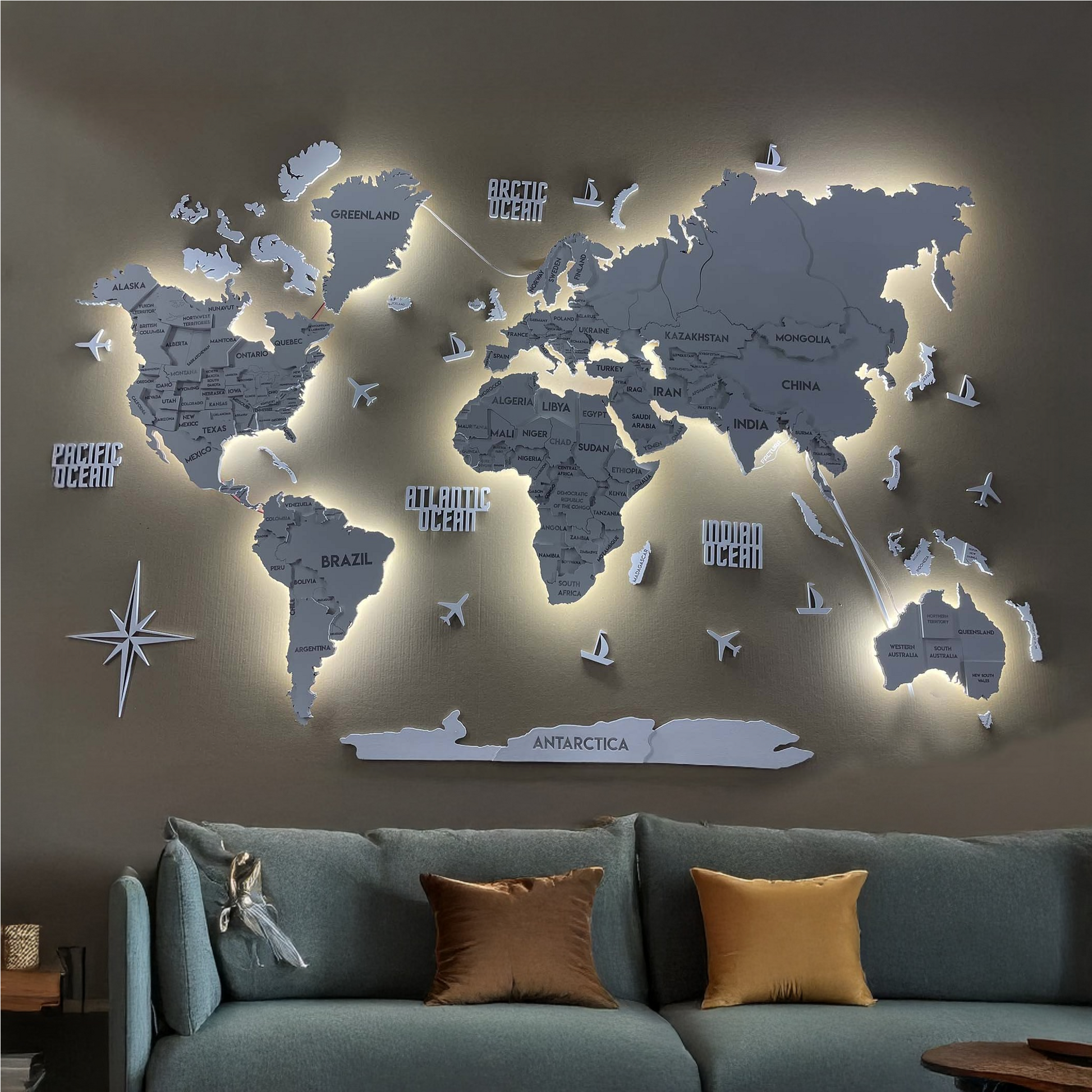 Багатошарова карта світу з підсвіткою, колір White