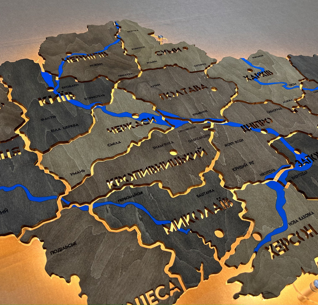 Карта України на акрилі з фарбованими річками та підсвіткою між областями, колір Helsinki