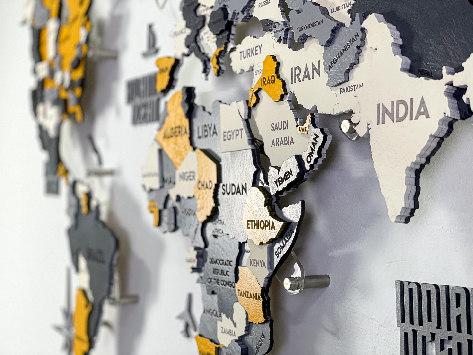 Багатошарова карта світу з підсвіткою RGB колір Urban