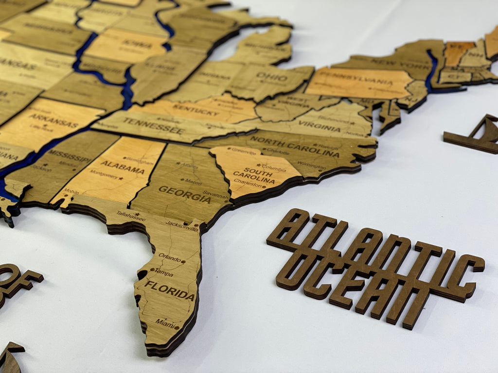 Багатошарова карта США з фарбованими річками та дорогами, колір Light Tree