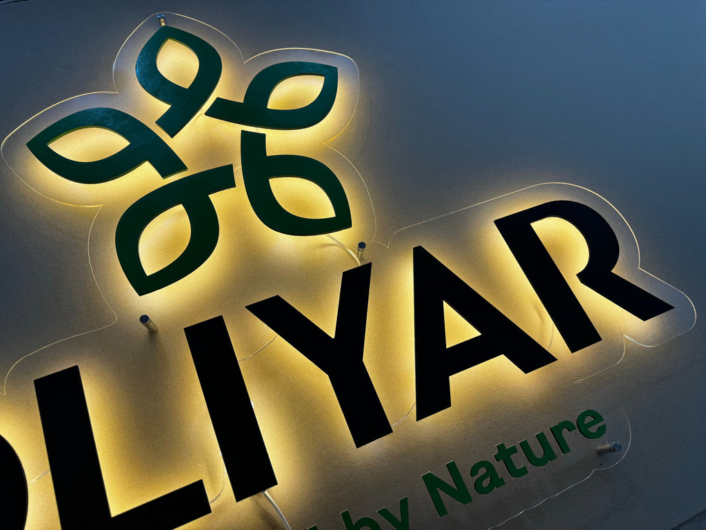 Індивідуальні настінні логотипи з LED-підсвіткою