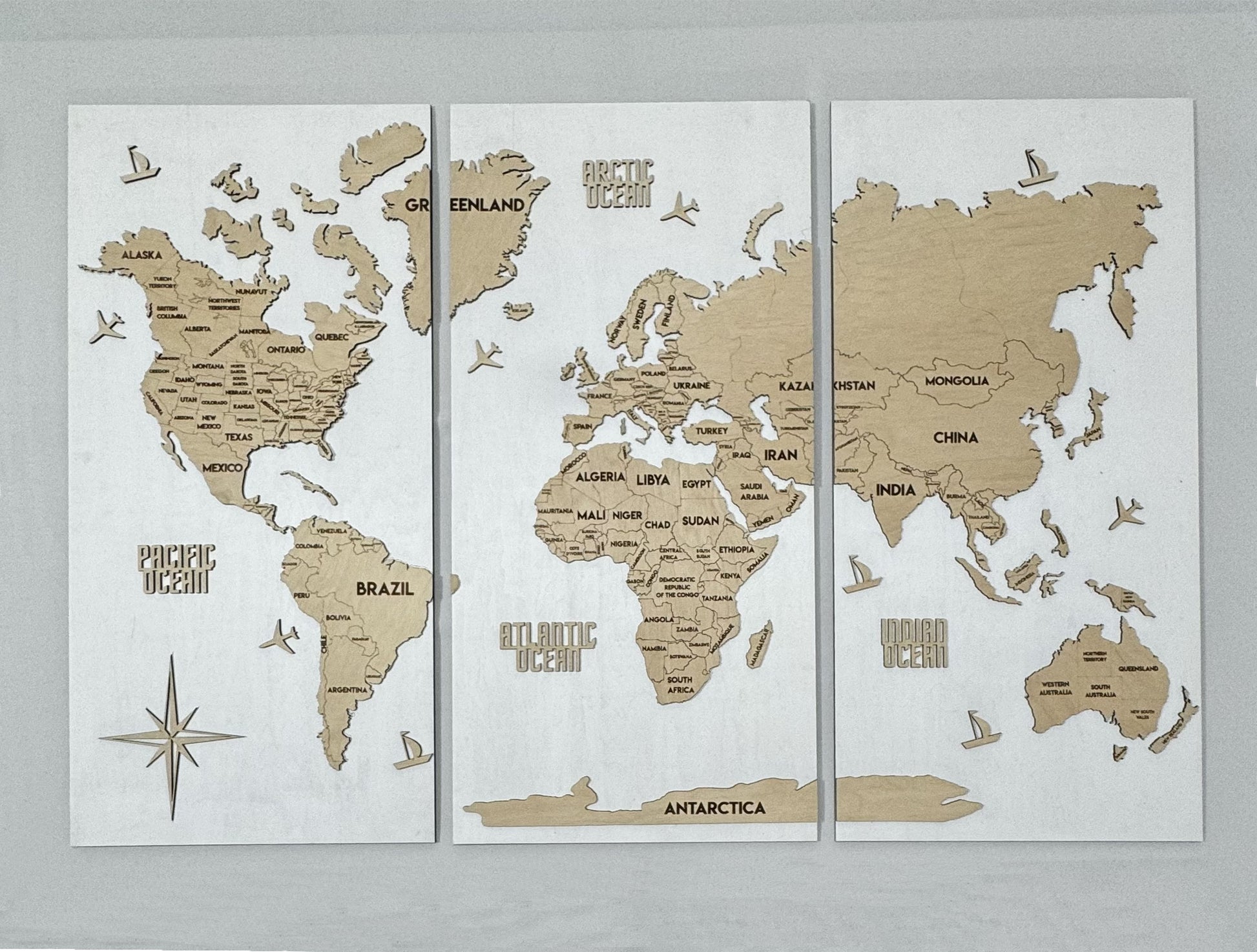 Панно карта світу триптих White&Natural