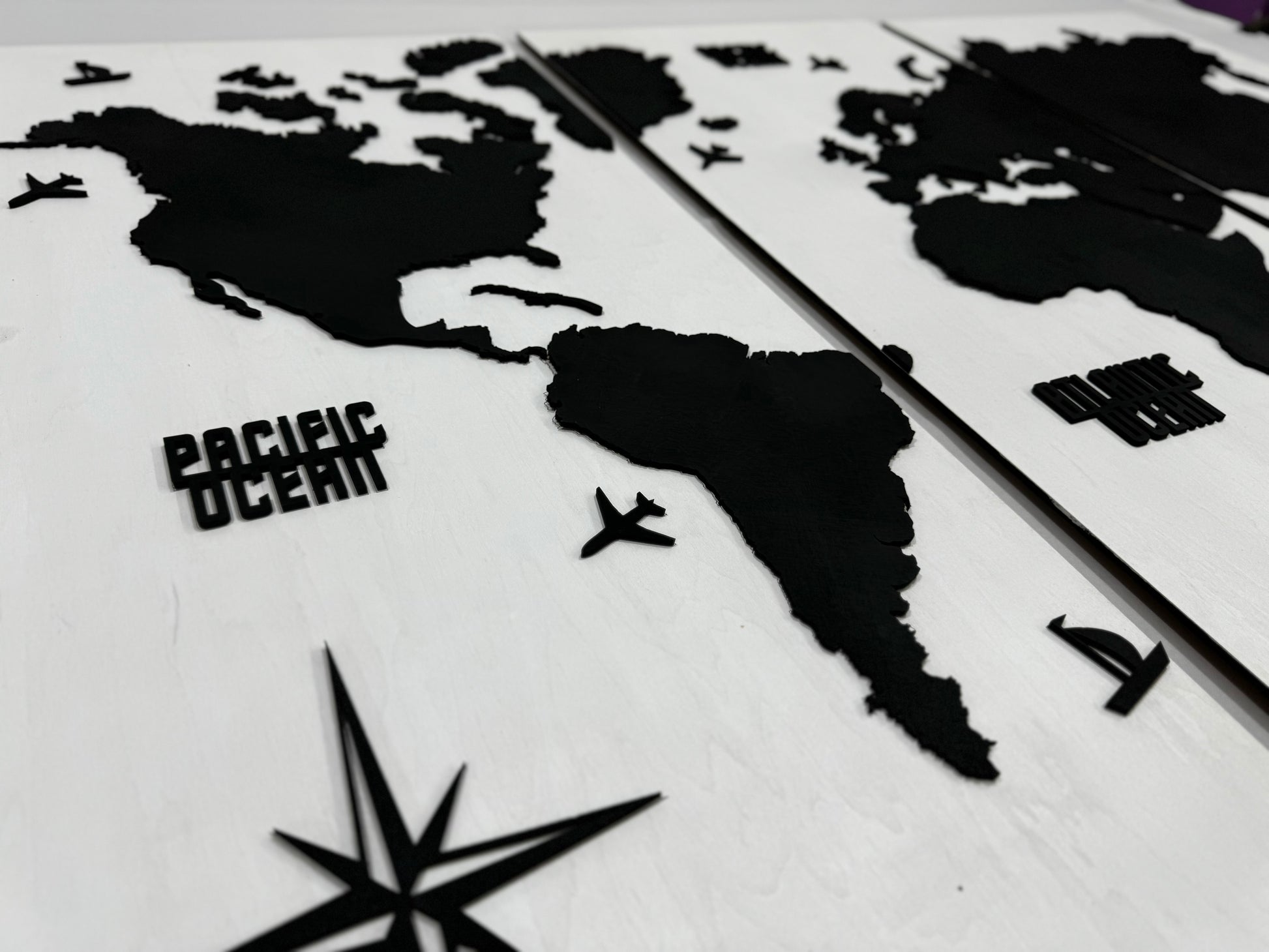 Панно карта світу триптих  White&Black