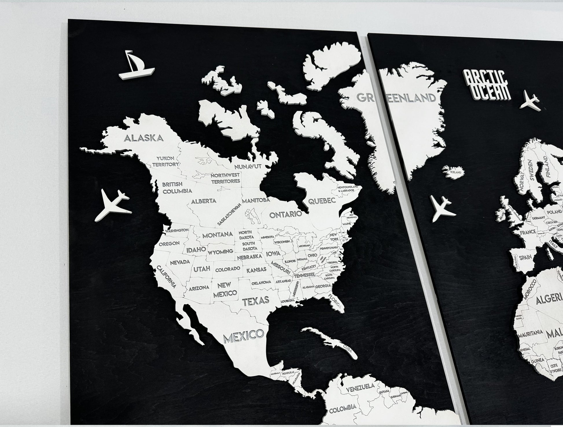 Панно карта світу триптих Black&White