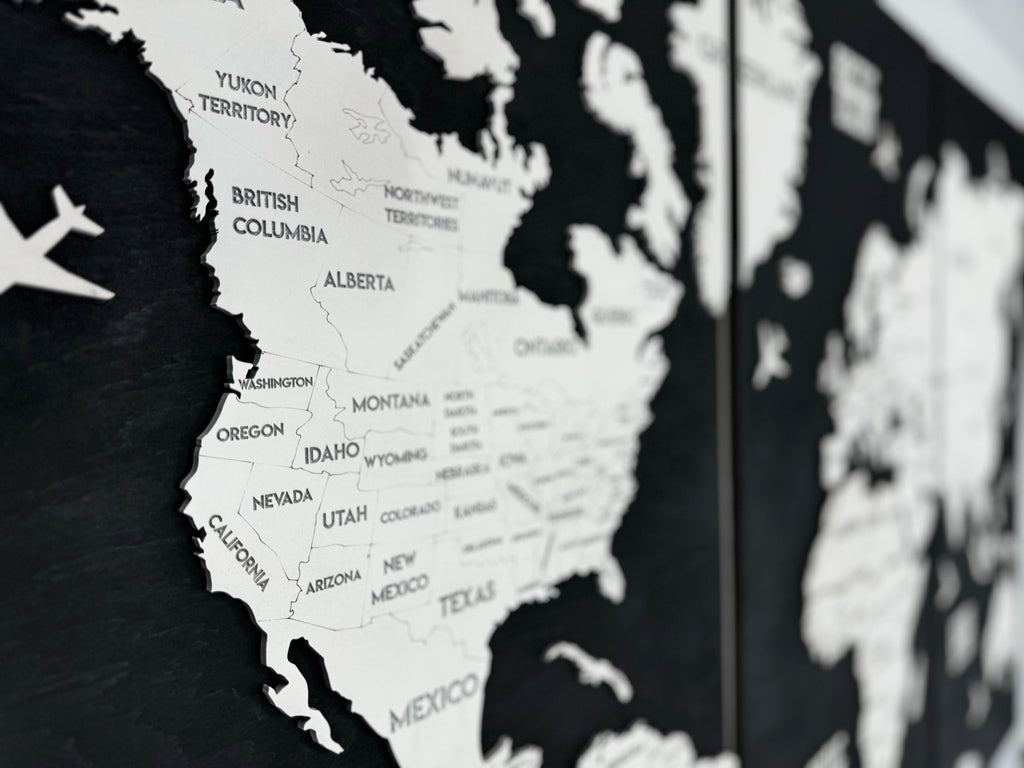 Панно карта світу триптих Black&White