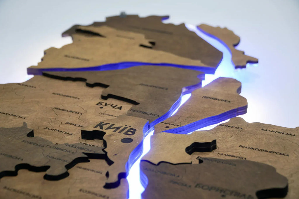 Багатошарова карта Київської області, з підсвіткою річок, колір Палісандр