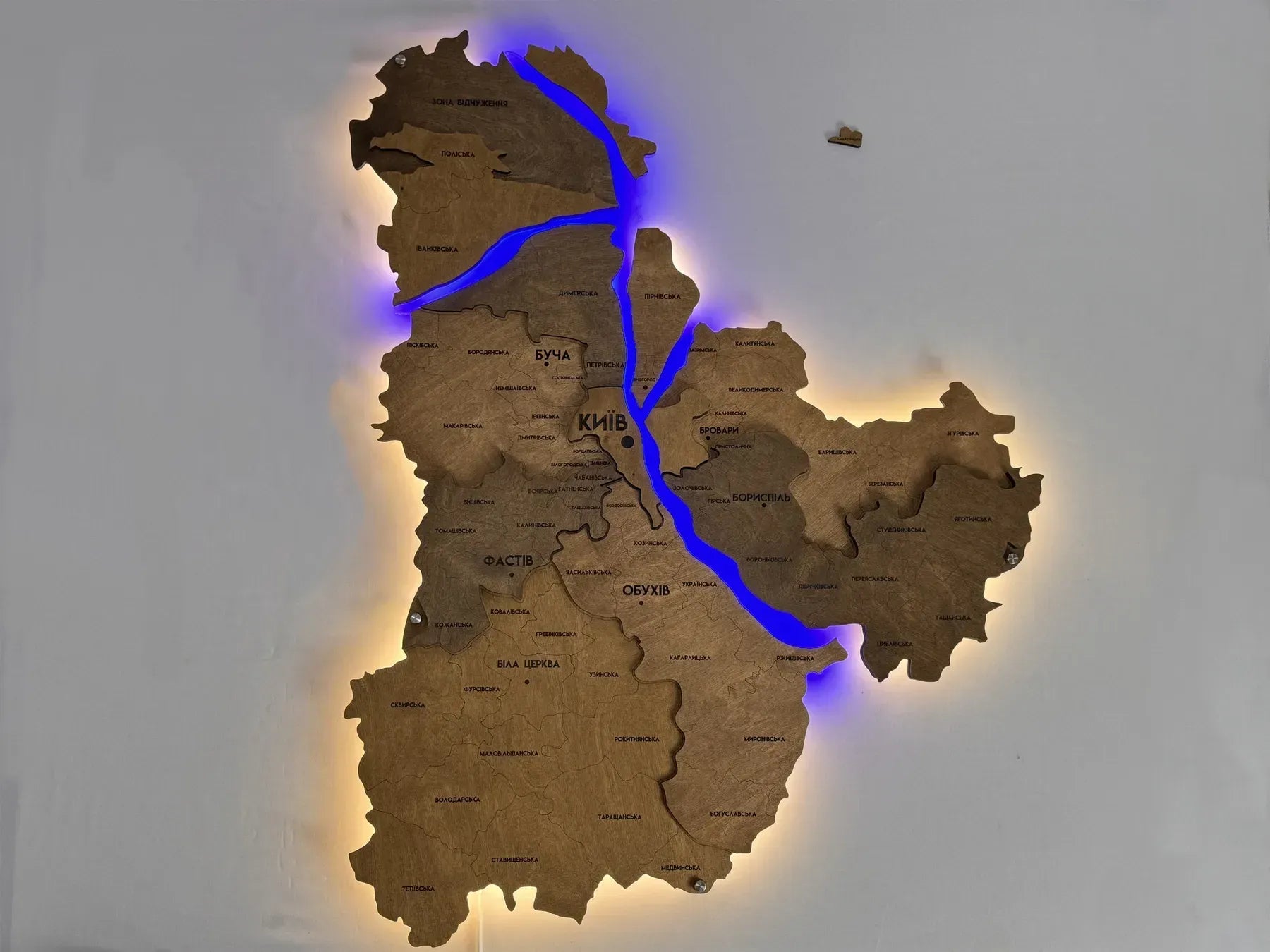 Багатошарова карта Київської області, з підсвіткою річок, колір Палісандр