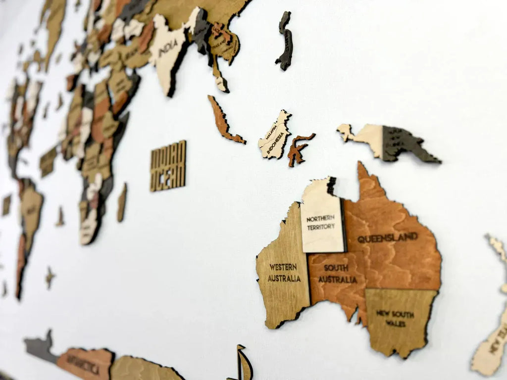 Багатошарова карта світу колір Classic