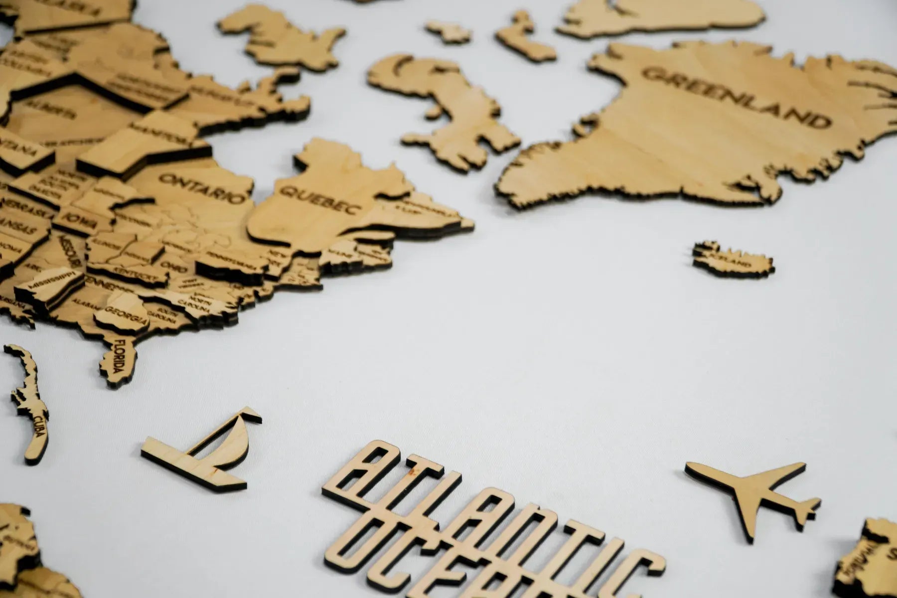 Багатошарова карта світу колір Natural