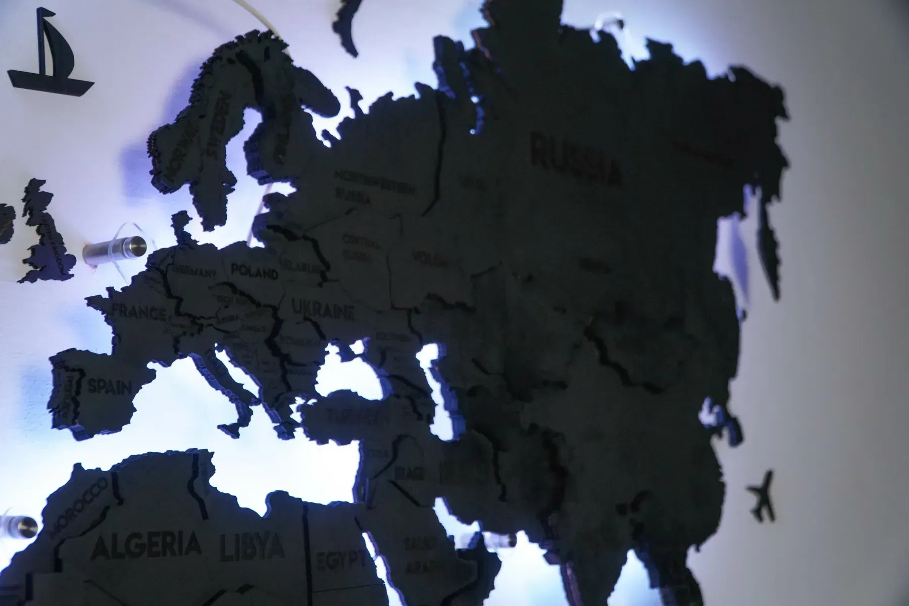 Багатошарова карта світу з підсвіткою колір Nero