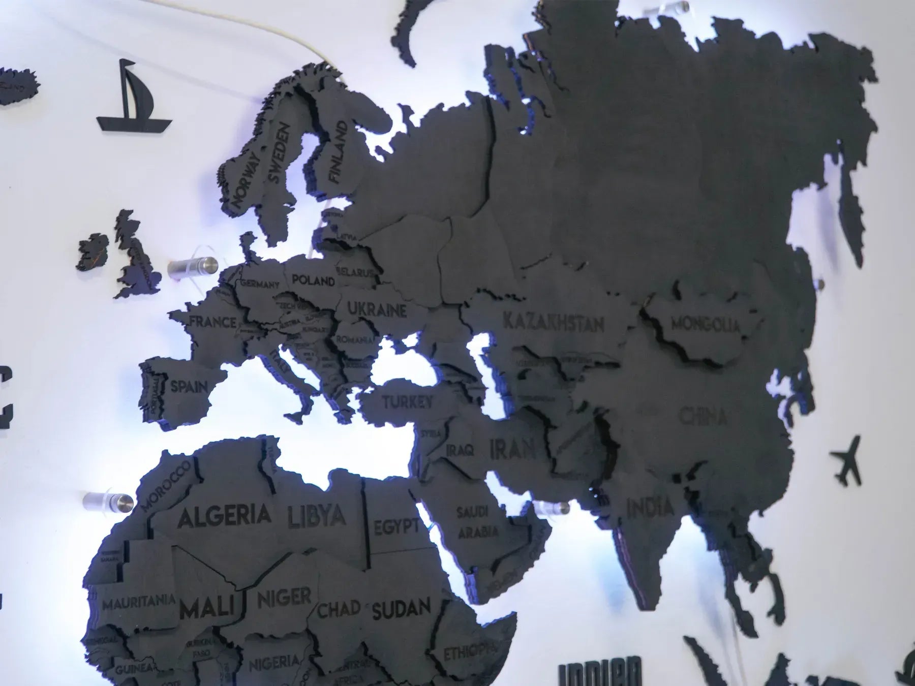 Багатошарова карта світу з підсвіткою колір Nero