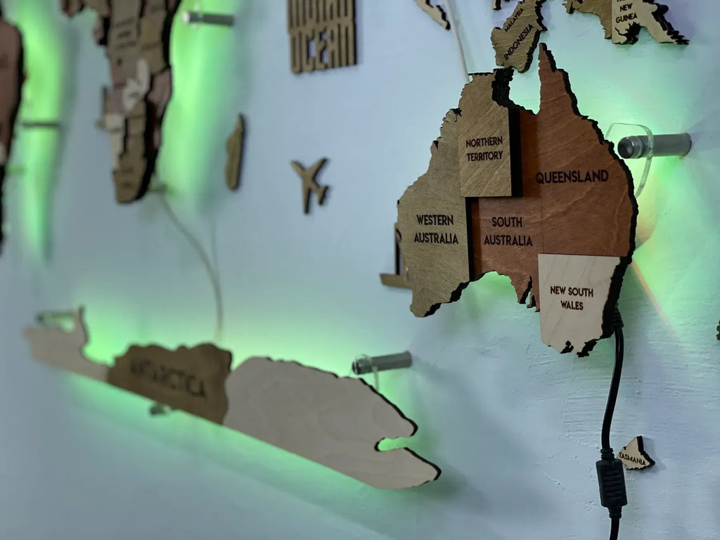 Багатошарова карта світу з підсвіткою RGB колір Memphis