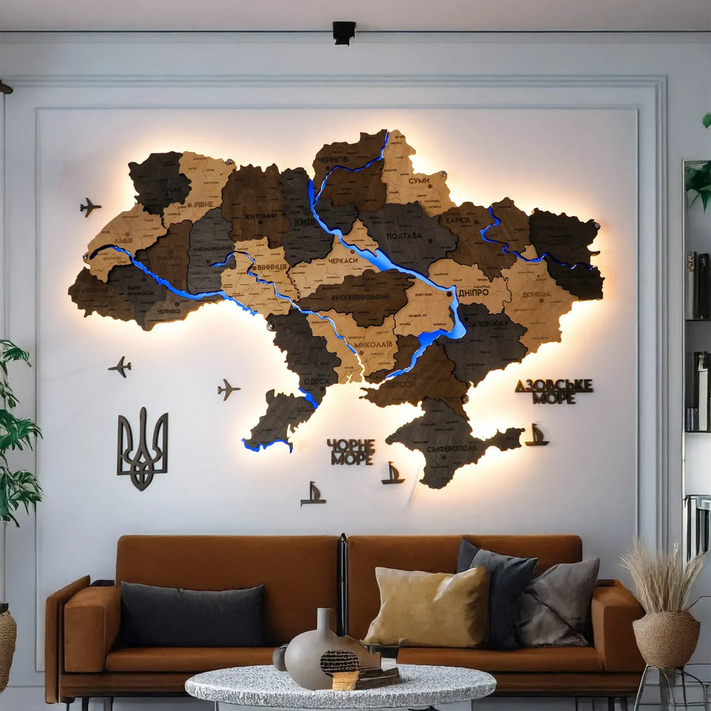 Деталізована карта України з підсвіткою річок та по контуру колір Brut
