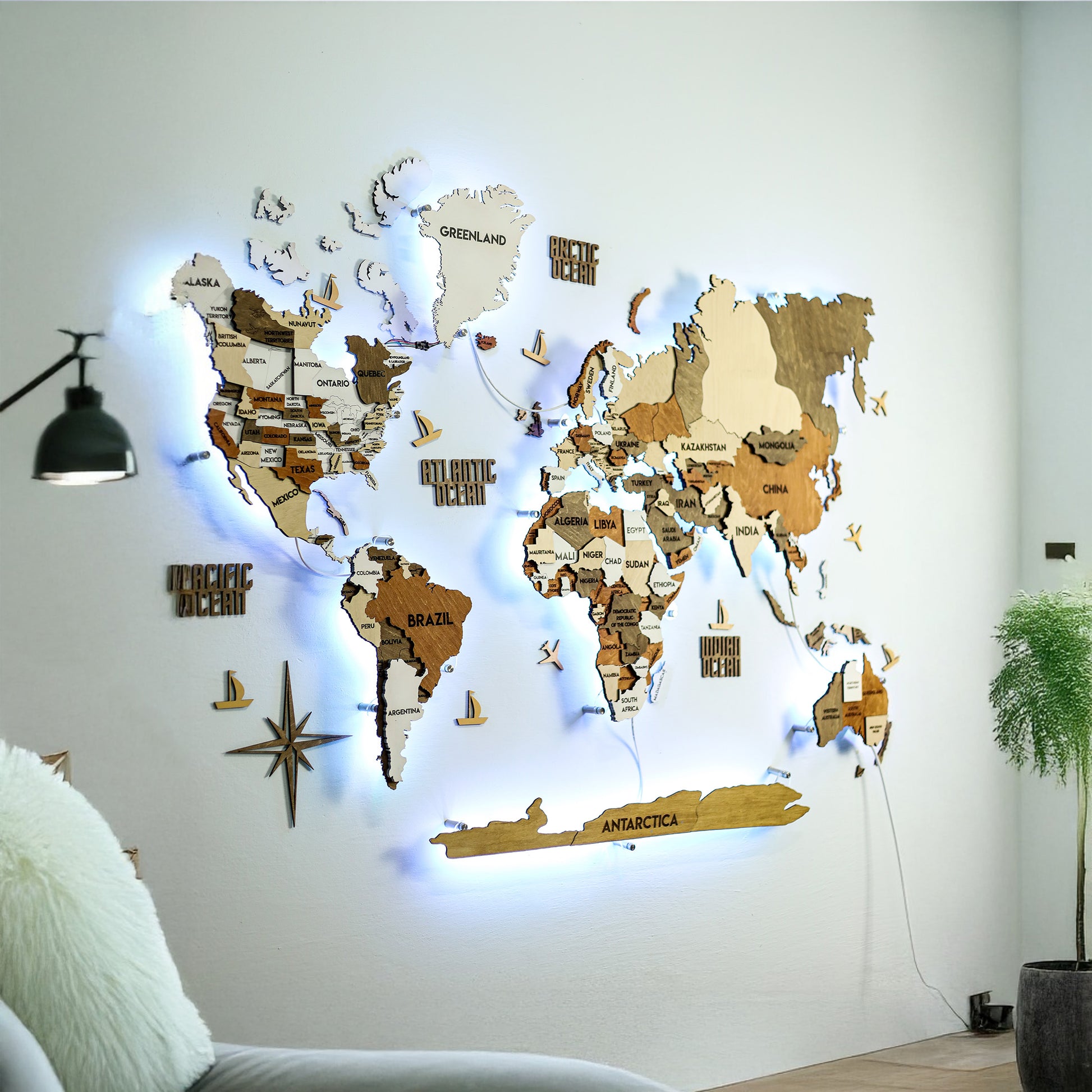 Багатошарова карта світу з підсвіткою RGB колір Dublin