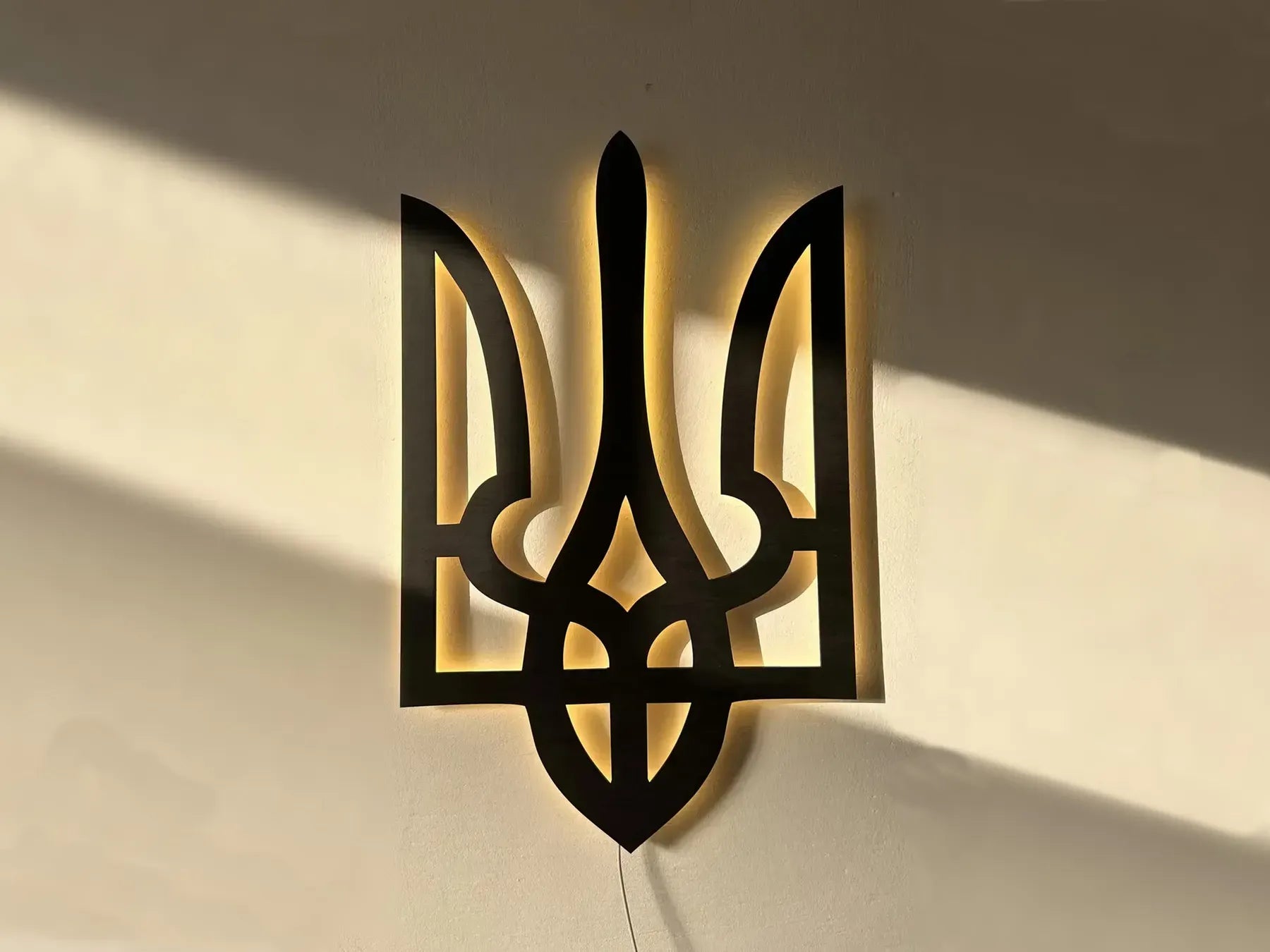 Герб України з підсвіткою 75х45