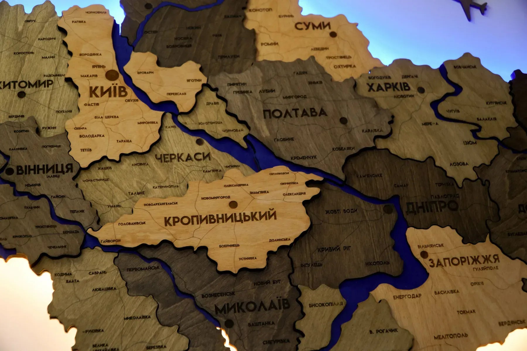 Карта України багатошарова 3D з підсвіткою колір Elis