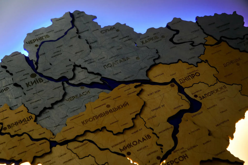 Карта України багатошарова 3D з підсвіткою колір Flag