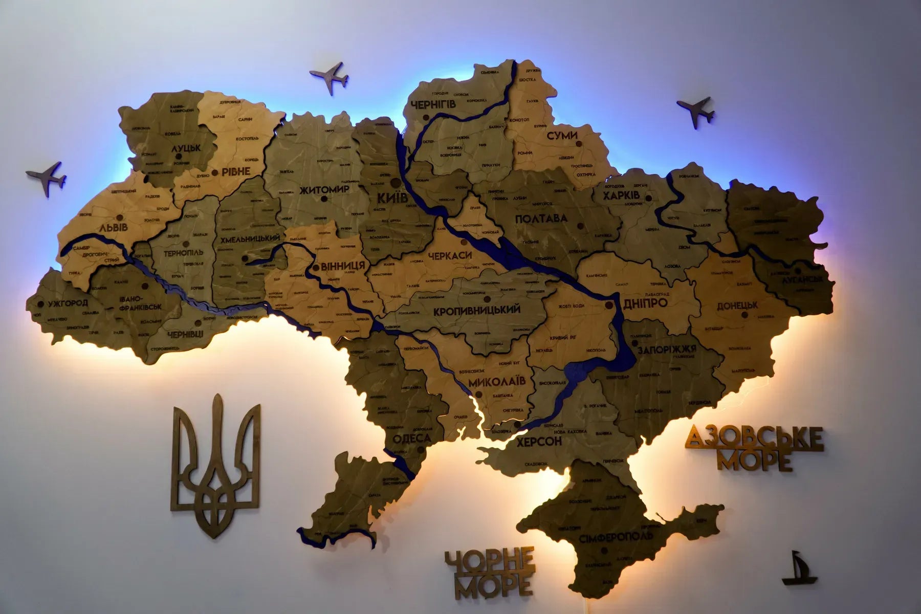 Карта України багатошарова 3D з підсвіткою колір Light Tree