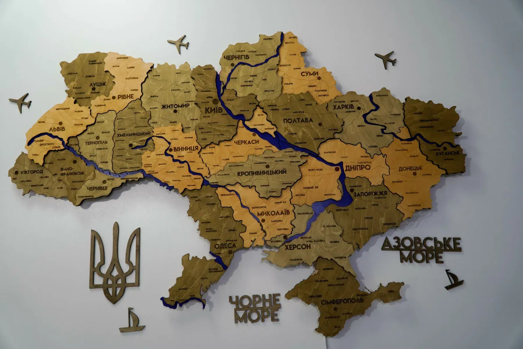 Карта України багатошарова 3D з підсвіткою колір Light Tree