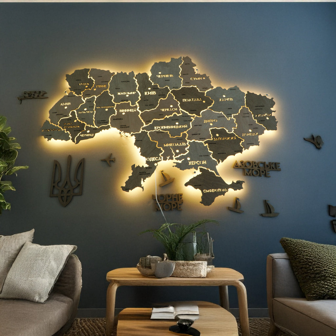 Карта України на акрилі з підсвіткою між областями колір Light Tree